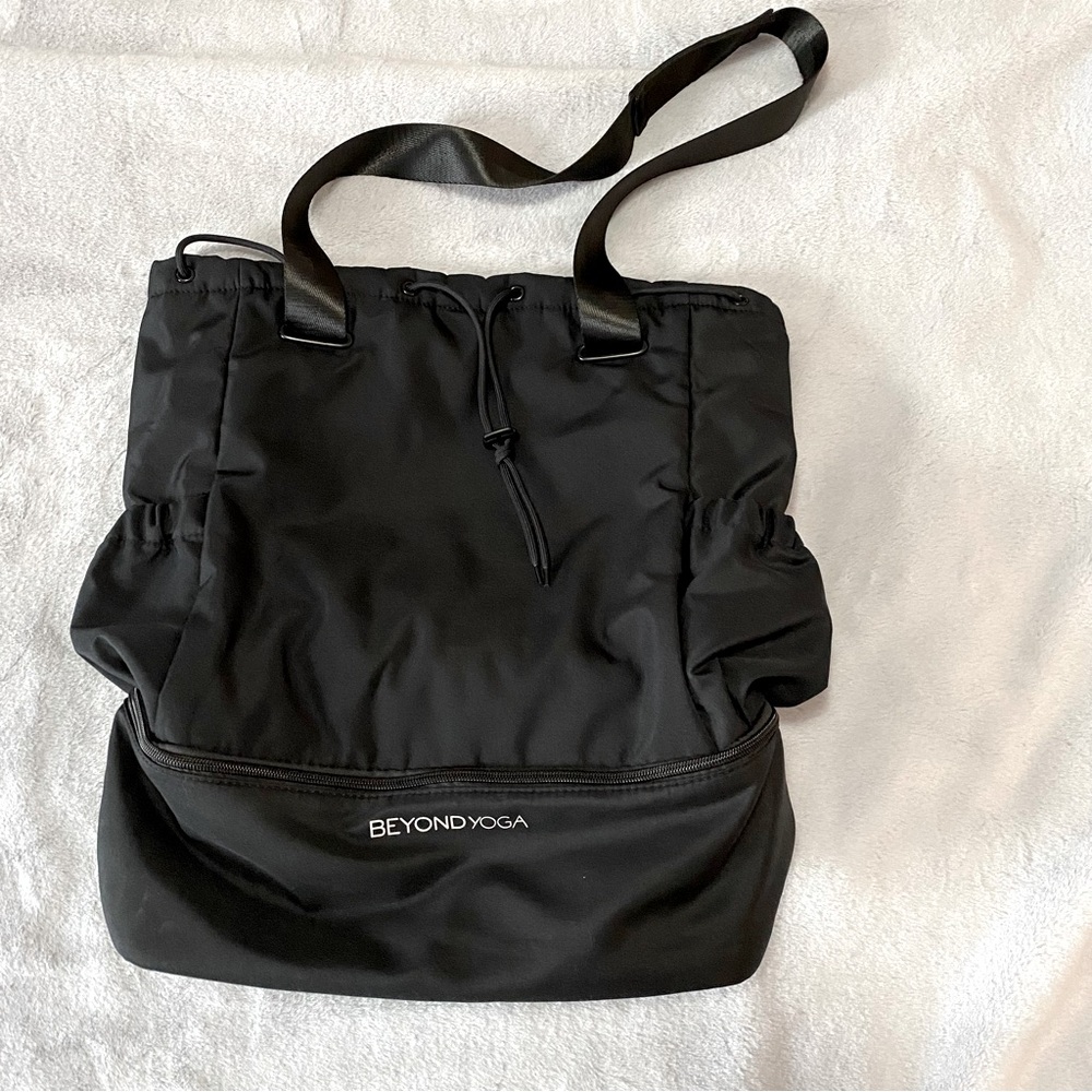 Beyond Yoga convertible black backpack